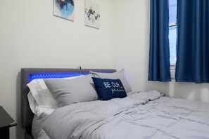 1 Schlafzimmer, Schreibtisch, Bügeleisen/Bügelbrett, kostenloses WLAN