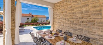 Holiday house VILLA ANDRO