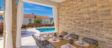 Restauration extérieure