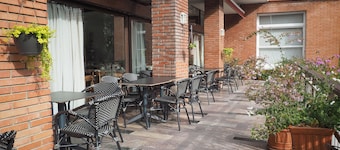 Hotel Alcázar - Irún centro