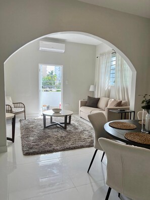 2 habitaciones, wifi gratis y ropa de cama
