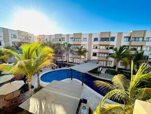 Outdoor pool - Ambar Apartments (Mazatlán)