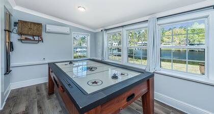 Jewel on the Lake - Relaxing Lakefront Home