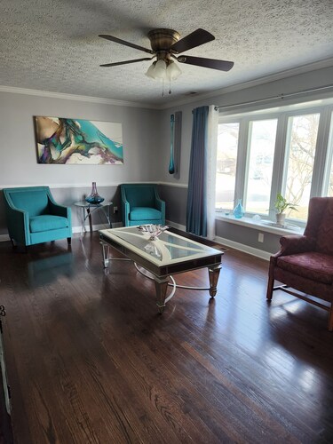 Garden home minutes from Baltimore and Washington DC