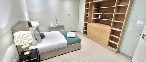 3 habitaciones, tabla de planchar con plancha y wifi gratis