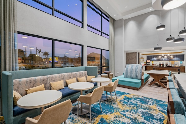 Desayuno buffet incluido todos los días