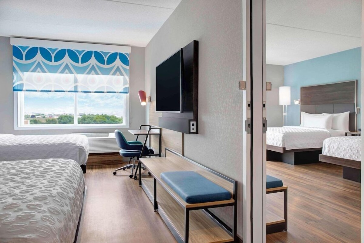 2 Queen Beds