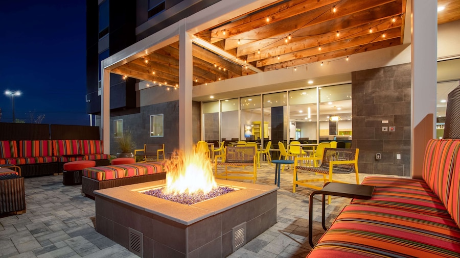 Home2 Suites By Hilton Calhoun