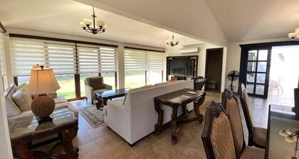 Beautiful Home in Residenciales Cubita
