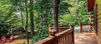 Mountain View / Dog-friendly / Cozy Cabin Retreat