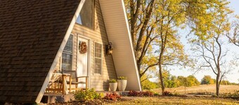 Private Wooded Escape | Hot Tub | Quiet Seclusion | Fire Pit | Games