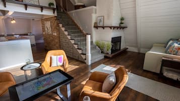 Smart TV, fireplace, books