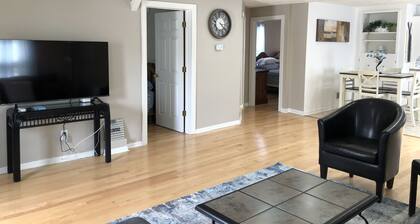 Amy's Baby Blue is just steps from the Zoo