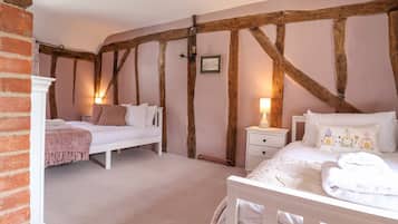 Cottage | 4 camere, con stile personalizzato, con arredamento individuale