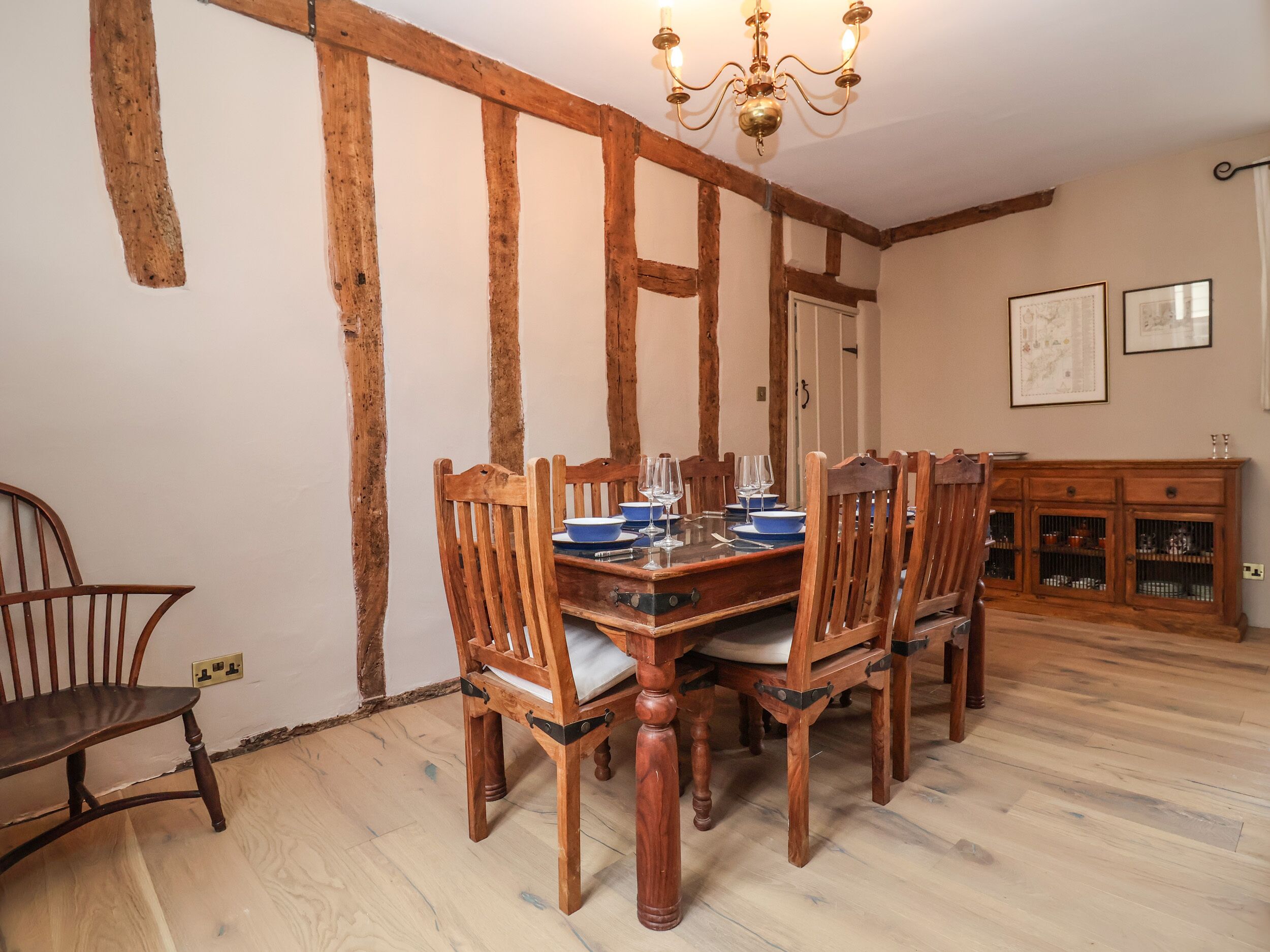 Cottage | Dining