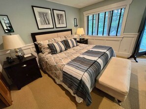3 Schlafzimmer, Schreibtisch, Bügeleisen/Bügelbrett, WLAN