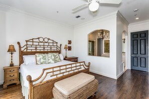 4 bedrooms, iron/ironing board, WiFi, bed sheets - Maranatha House Ocean Front Paridise! Private Beach Boardwalk! Beachview Decks!  (Navarre)