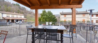 Awesome home in Burzanella with kitchen
