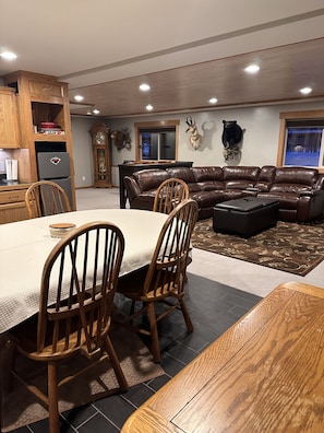 Interior - Near 3M Open. Country feel with a beautiful view; fenced yard (Blaine)