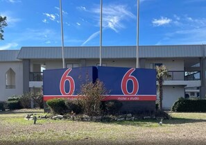 Exterior - Studio 6 Texarkana, Tx (Texarkana)