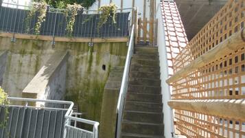 Enceinte de lâhĂ©bergement