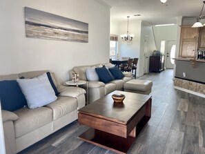 Smart TV, video games