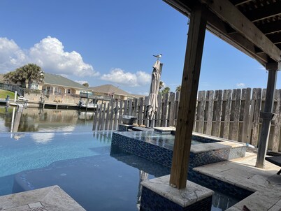 Spectacular Sunsets! Private Pool & Spa on Canal - Walk to Beach & Restaurants!!