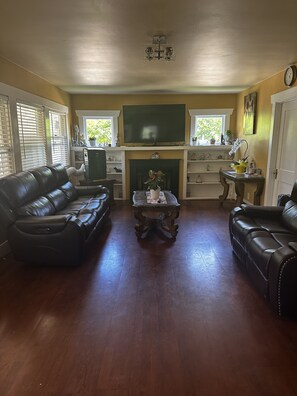 Téléviseur connecté, foyer