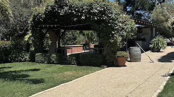 Enceinte de lâhĂ©bergement