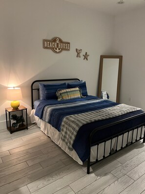 1 bedroom, travel cot, WiFi, bed sheets
