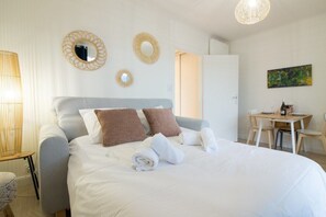 1 bedroom, iron/ironing board, free WiFi, bed sheets