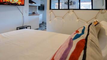 Fer et planche Ă repasser, Wi-Fi gratuit, draps fournis