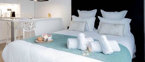 Bügeleisen/Bügelbrett, kostenloses WLAN, Bettwäsche