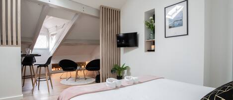 Bügeleisen/Bügelbrett, kostenloses WLAN, Bettwäsche