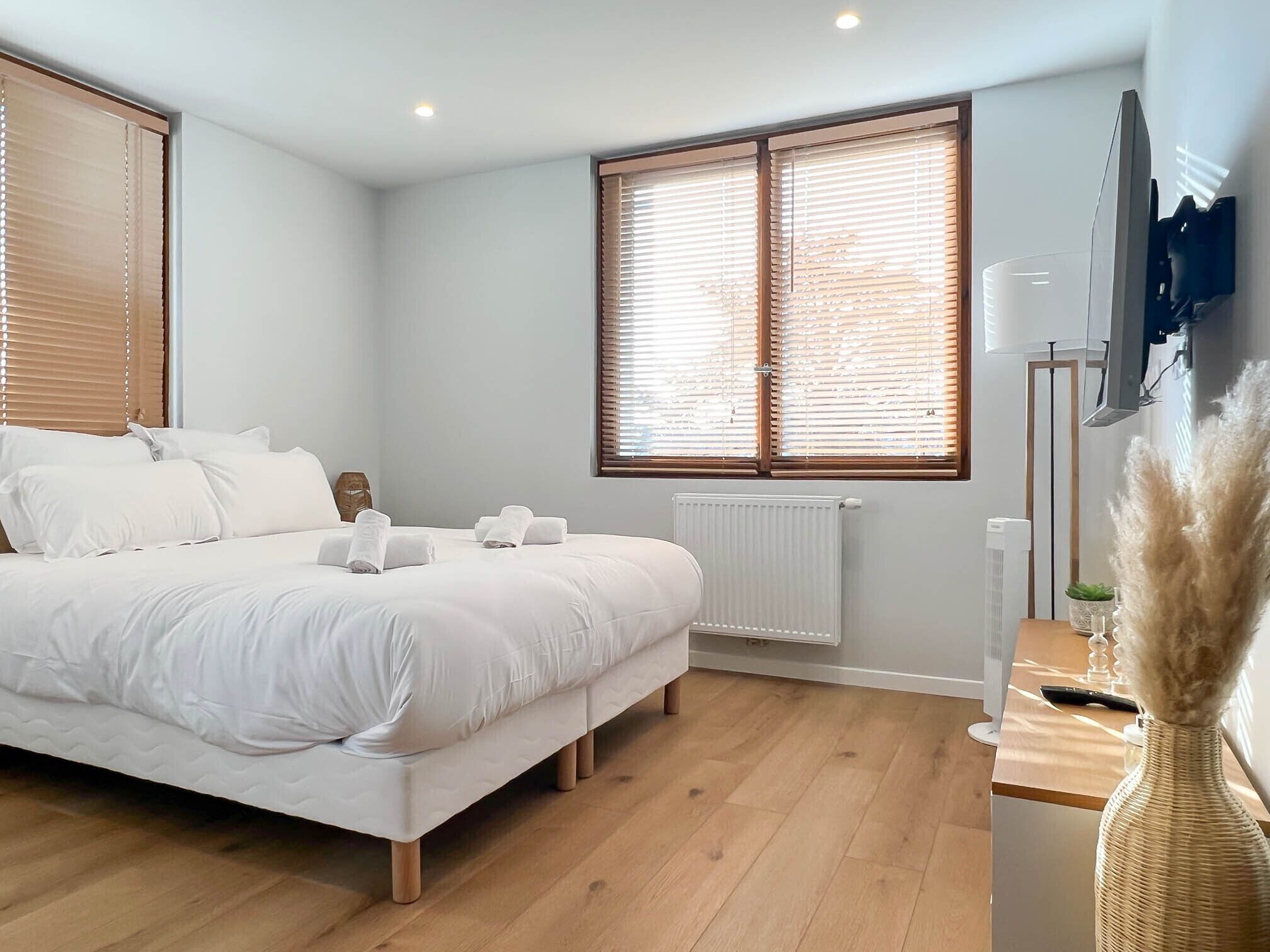 Strykejern/-brett, wi-fi (inkludert) og sengetøy