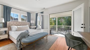 3 間睡房、防敏寢具、記憶棉床墊、書桌