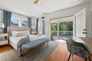 3 bedrooms, hypo-allergenic bedding, memory foam beds, desk