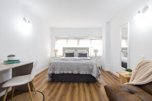 Strykejern/-brett, wi-fi (inkludert) og sengetøy