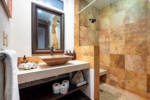 Sage Suite | Bathroom | Shower, hair dryer, bathrobes, towels