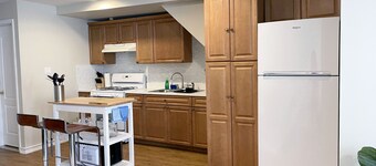 Cozy & Peaceful 2-Bed for Business Travelers