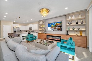 华丽独立别墅, 多间卧室, 私人游泳池 | 起居区 | LED 电视、游戏机