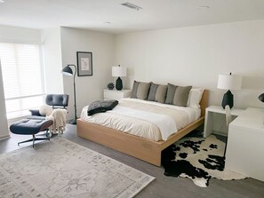 4 habitaciones, wifi gratis y ropa de cama