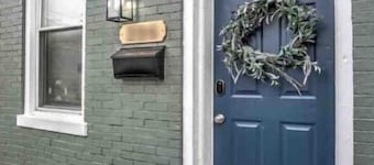 Beautiful Boho Villa on Vine in the heart of Lancaster