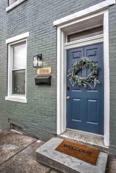 Beautiful Boho Villa on Vine in the heart of Lancaster