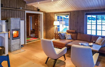 Cozy home in Ulnes with sauna