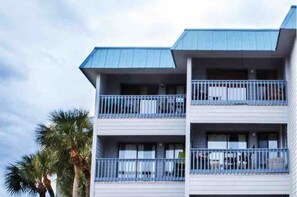 Exterior - Tybee Island Oceanfront Condos, Pools, Dolphins (Tybee Island)