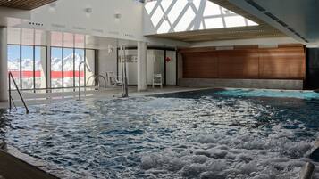 Piscine couverte