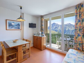 Dining - Studio à 400 mètres des pistes + accès spa à 100m (Germ-Peyragudes)