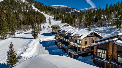 Mountain modern, brand new luxury ski in and ski out townhome on Whitefish Mountain Resort!