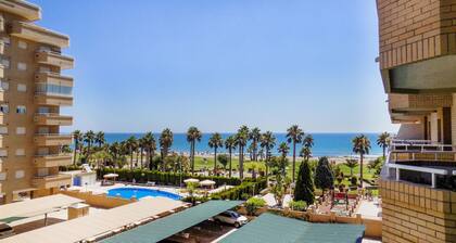 Awesome apartment in Oropesa with swimming pool